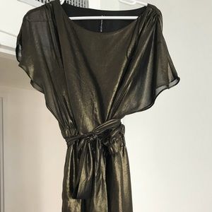 80’s gold byWalter Baker. medium ..